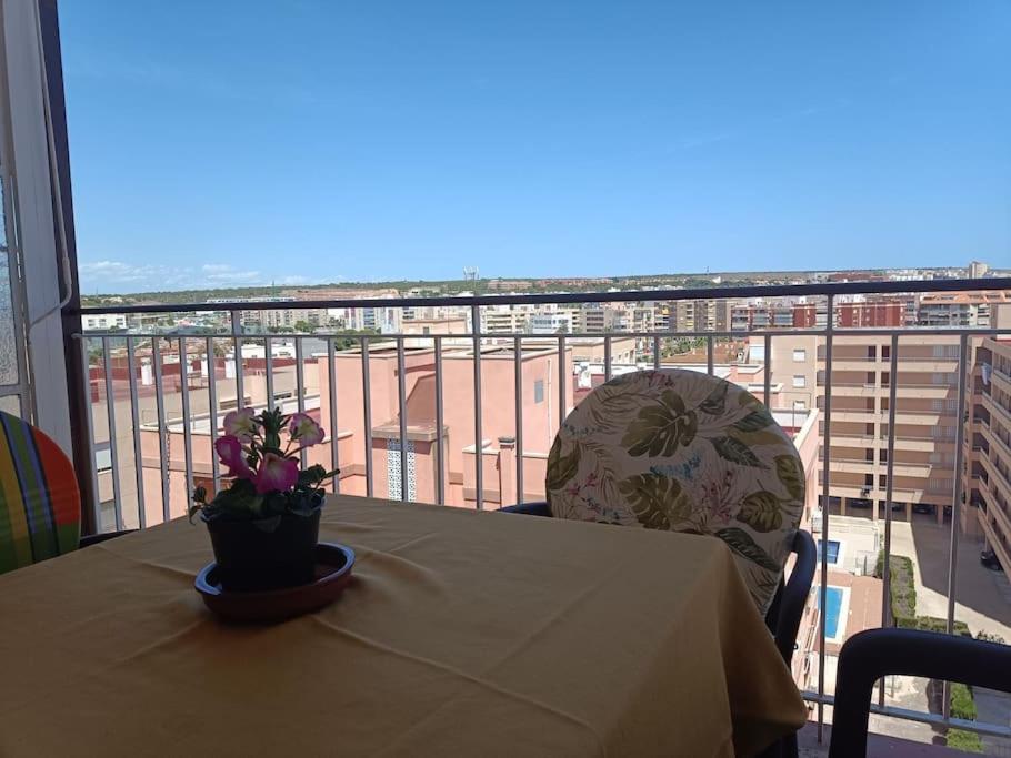 Al Lado De Barcos Y Gran Playa. Apartment Санта Пола Екстериор снимка